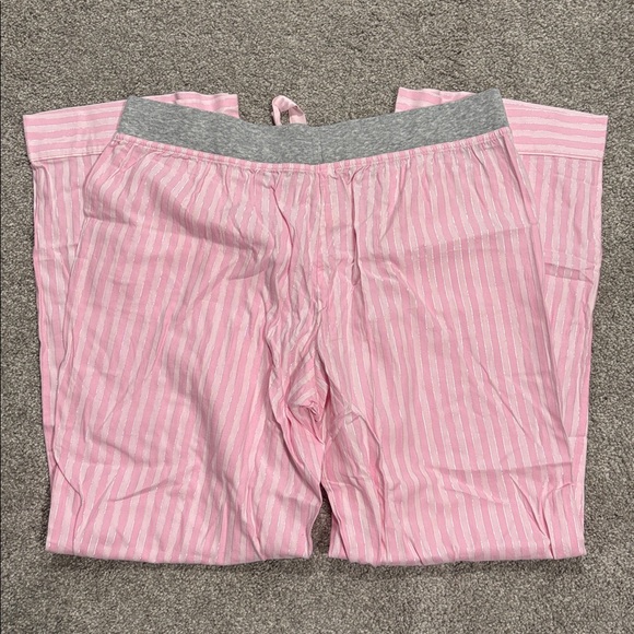 NWT Victoria Secret Pajama Set - Picture 6 of 6